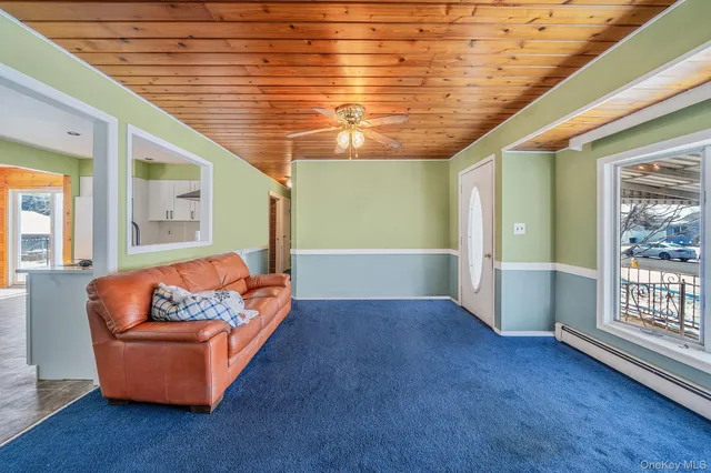 $439,000 | 2711 Connecticut Avenue, Medford, NY 11763