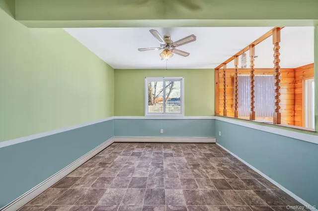 $439,000 | 2711 Connecticut Avenue, Medford, NY 11763