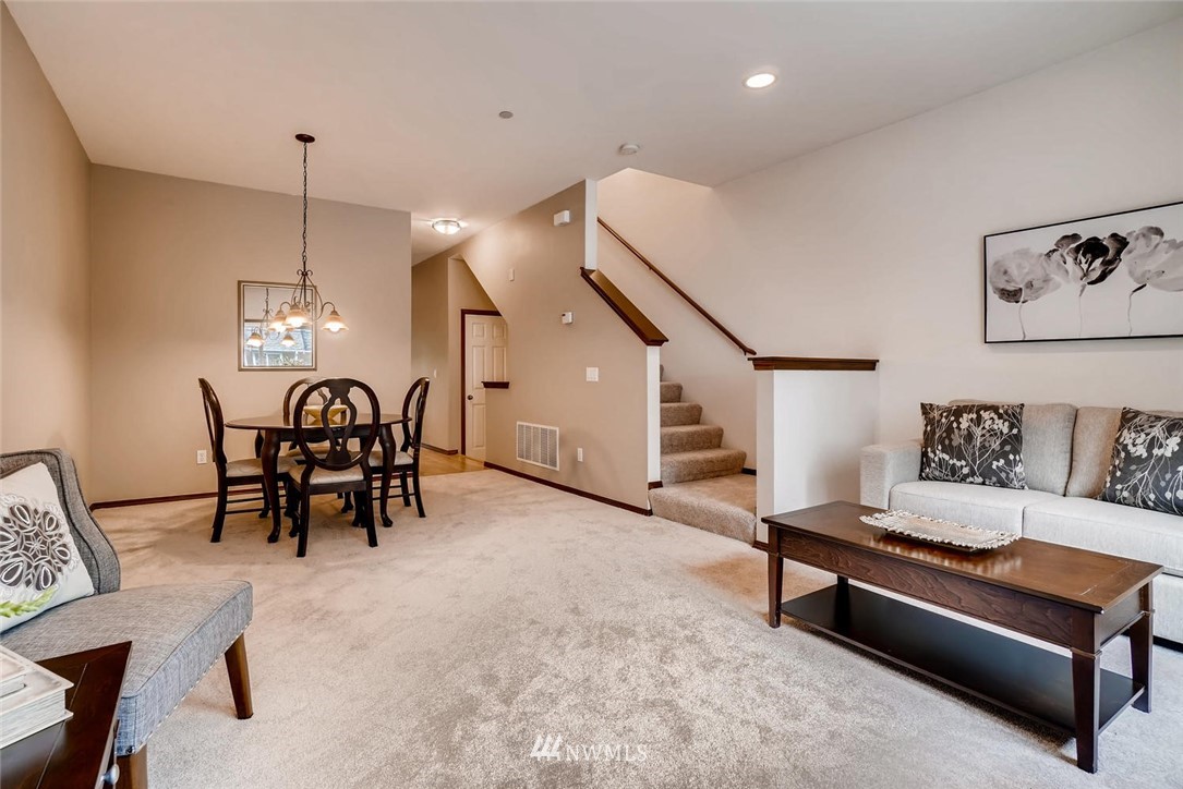 21342 11th Drive Southeast Bothell, WA 98021 - Photo 3 of 18 Gallery Image 3