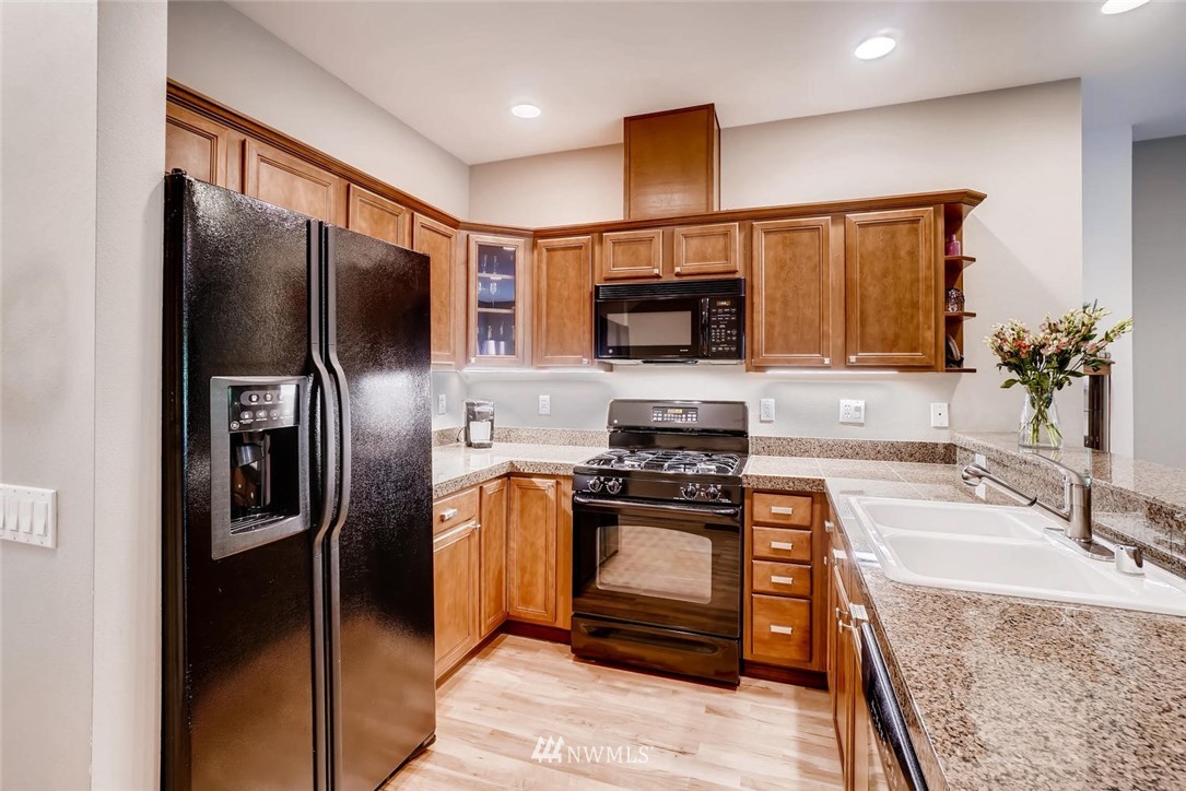21342 11th Drive Southeast Bothell, WA 98021 - Photo 6 of 18 Gallery Image 6