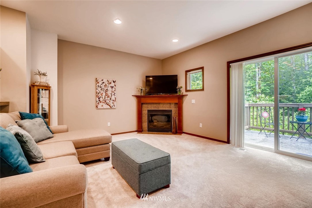 21342 11th Drive Southeast Bothell, WA 98021 - Photo 8 of 18 Gallery Image 8