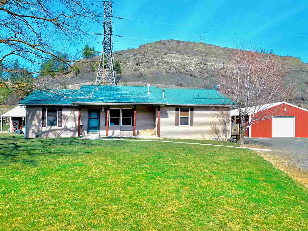 14314 West Coulee Hite Road Spokane, WA 99224 - Photo 1 of 20