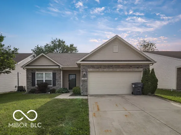 $269,900 | 1650 Bridgecreek Crossing, Greenwood, IN 46143