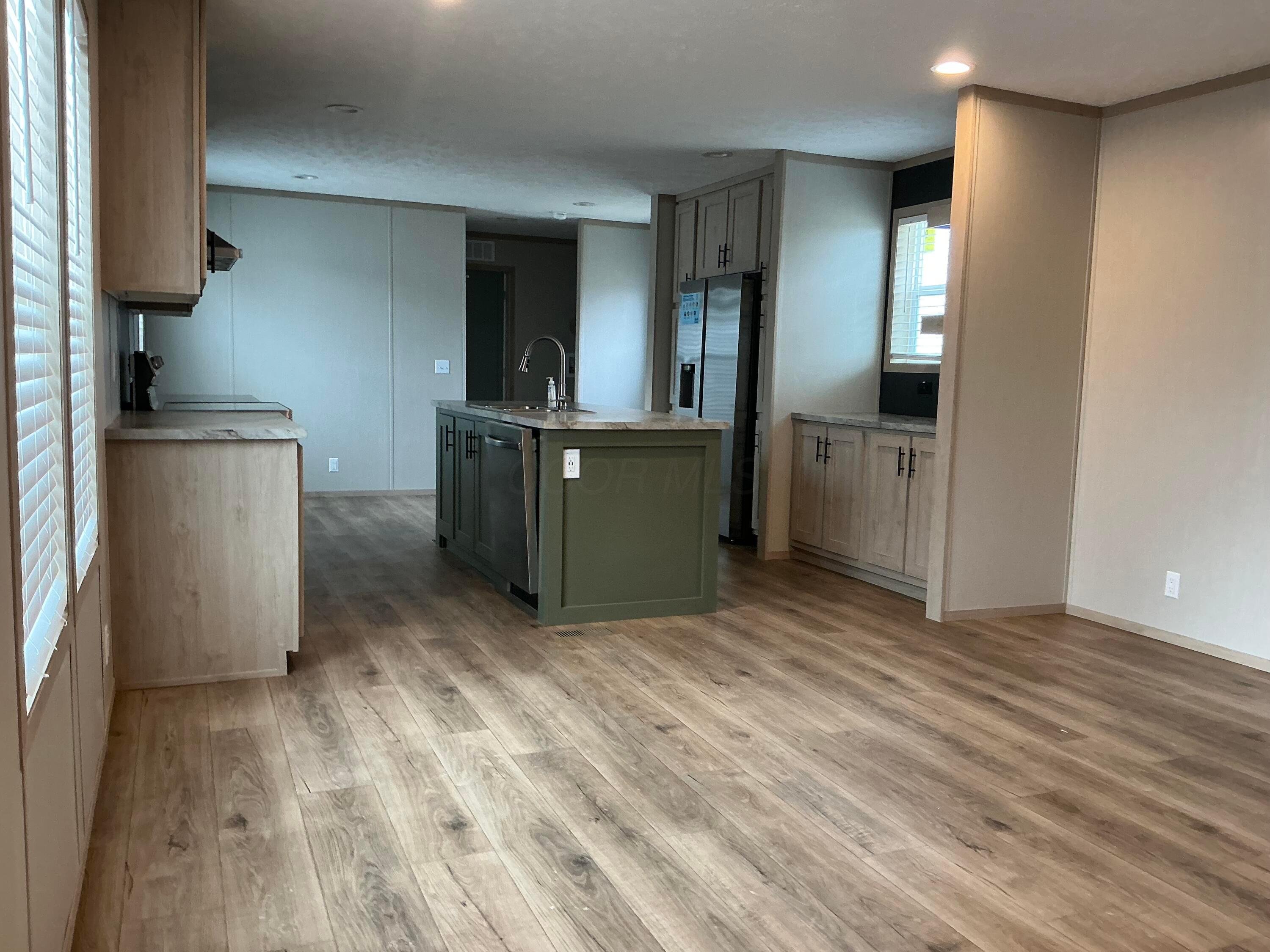 1330 Hanover Road, Unit 74 Delaware, OH 43015 - Photo 3 of 18 IMG_1359