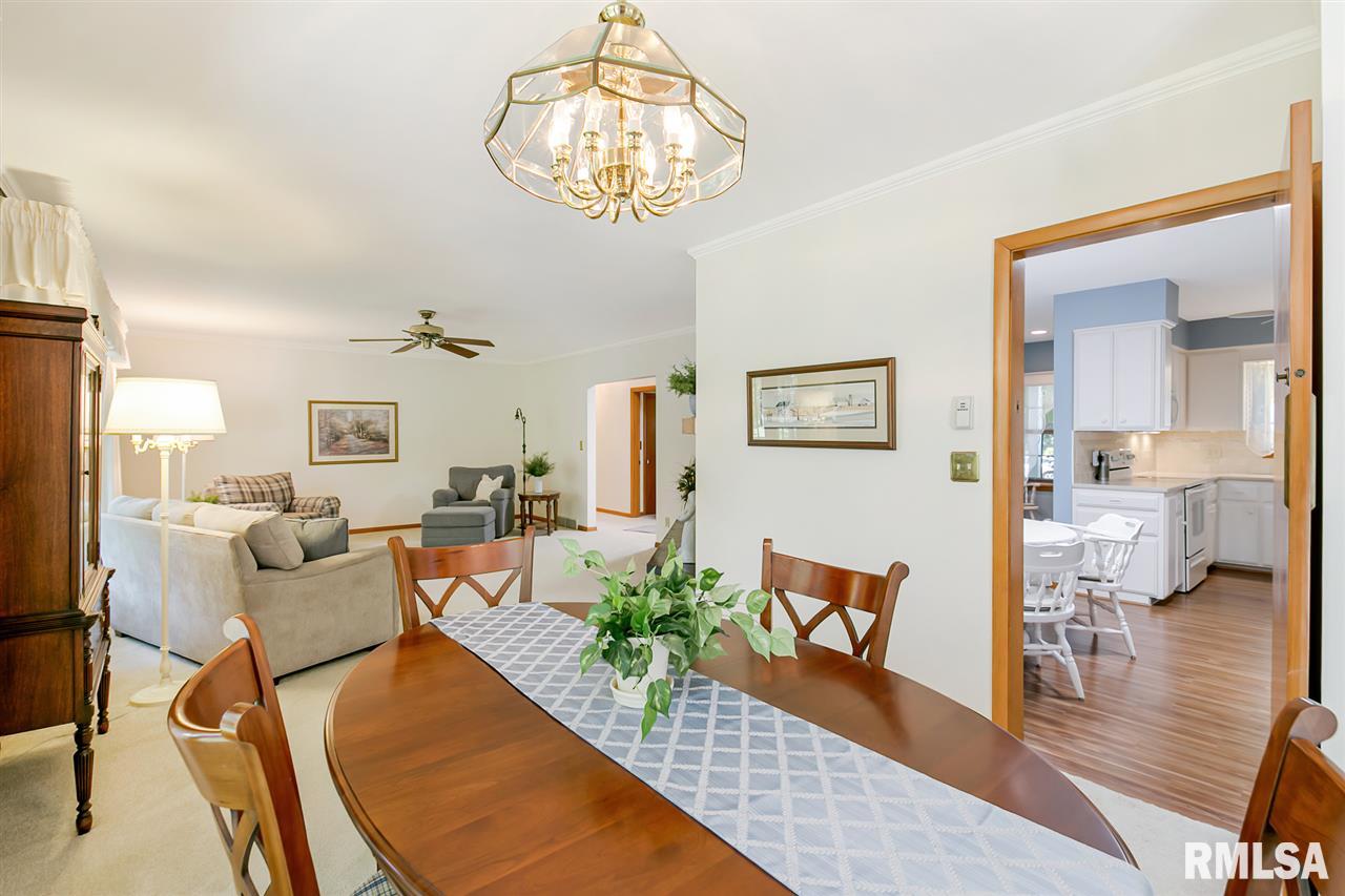 4035 Rodeo Road Davenport, IA 52806 - Photo 10 of 36 Gallery Image 10