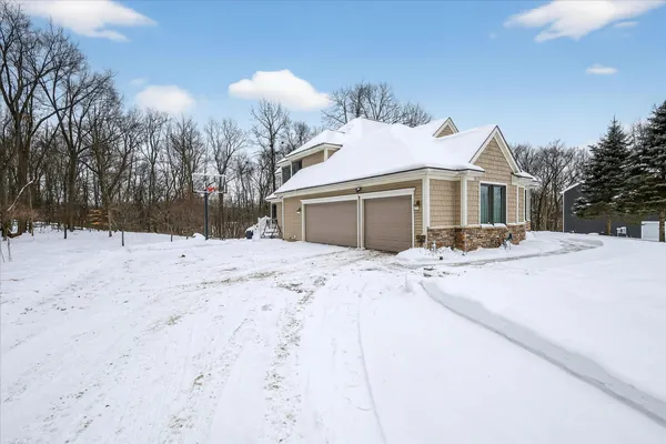 $649,500 | 15284 Alister MacKenzie Avenue, Augusta, MI 49012