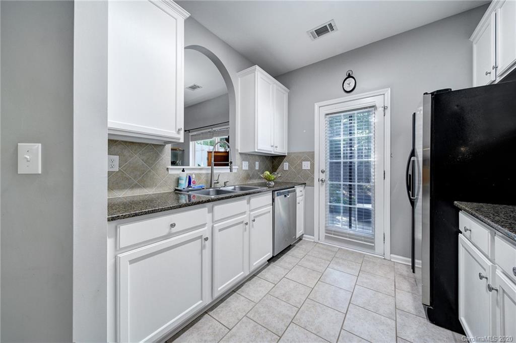 2107 Midnight Blue Lane Fort Mill, SC 29708 - Photo 10 of 29