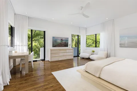 $4,900,000 | 2321 Trapp Avenue, Coconut Grove, FL 33133