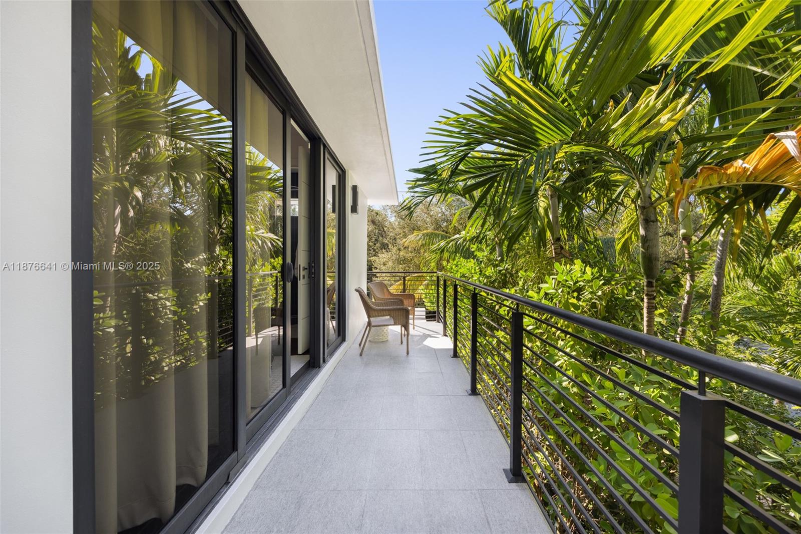 2321 Trapp Avenue Coconut Grove, FL 33133 - Photo 30 of 38