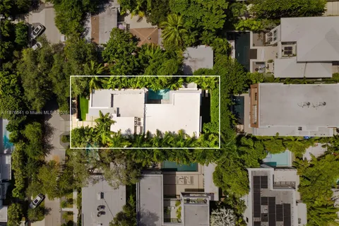 $4,900,000 | 2321 Trapp Avenue, Coconut Grove, FL 33133