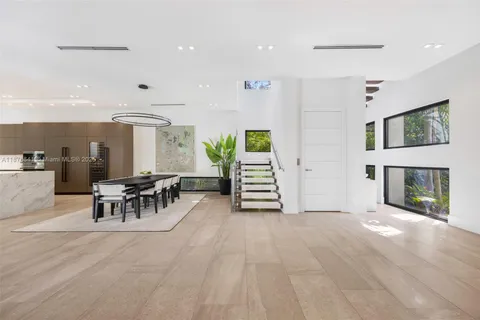 $4,900,000 | 2321 Trapp Avenue, Coconut Grove, FL 33133