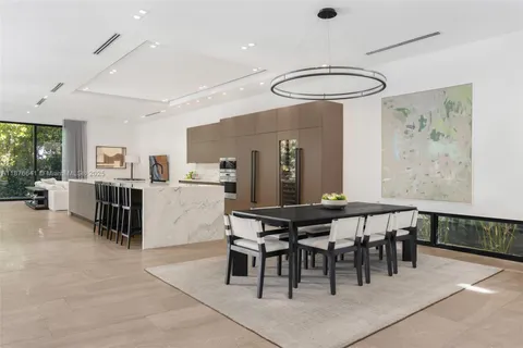 $4,900,000 | 2321 Trapp Avenue, Coconut Grove, FL 33133