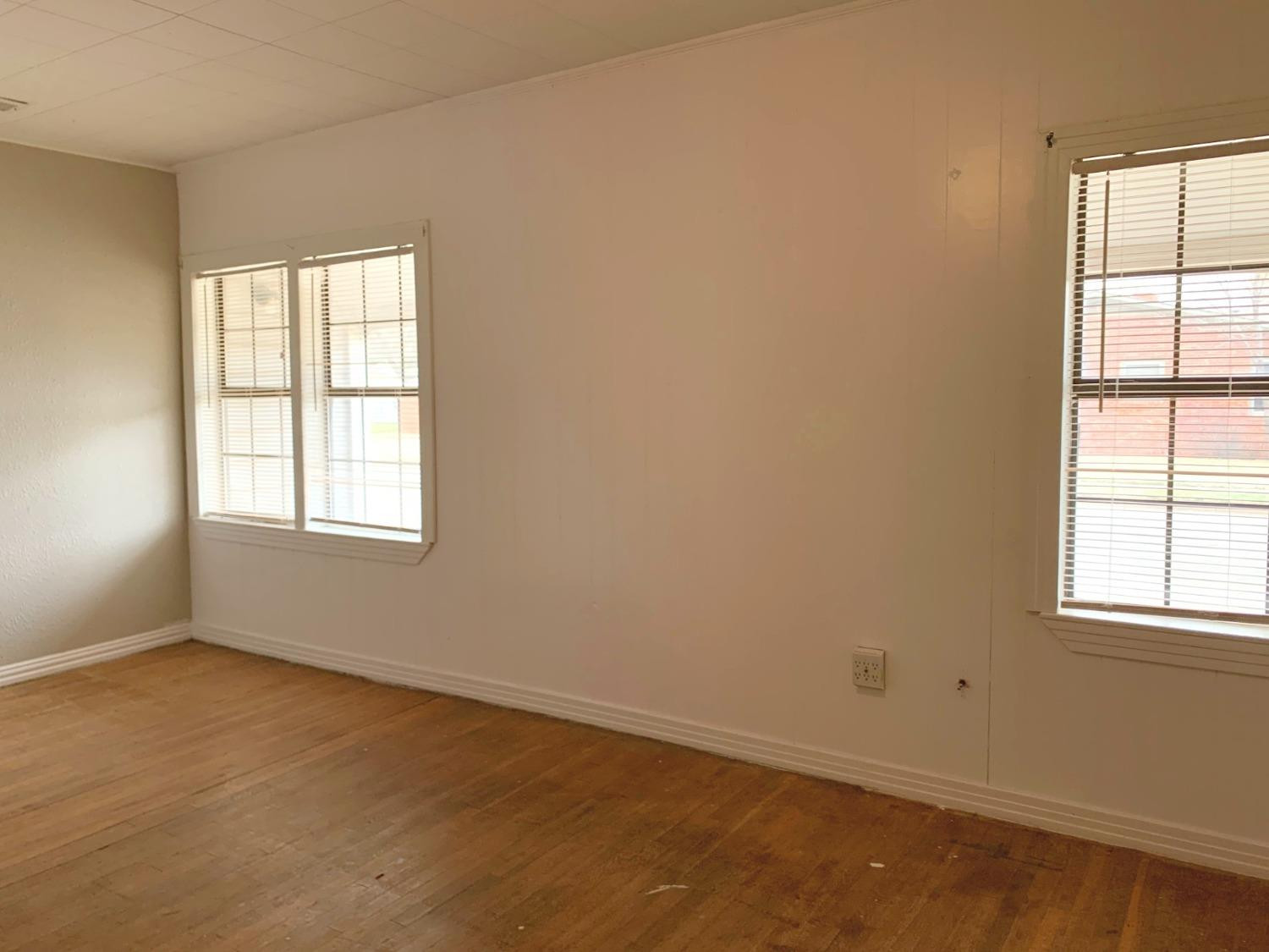 2123 30th Street Lubbock, TX 79411 - Photo 11 of 14 Photo 11