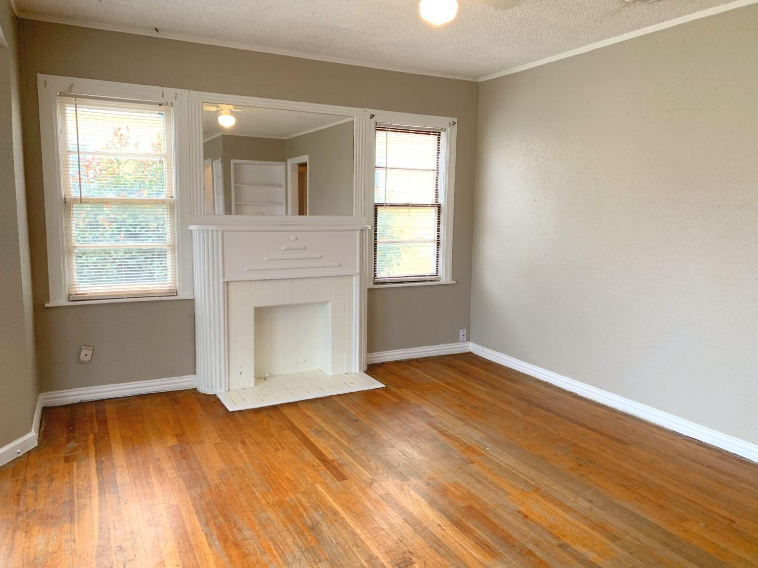 2123 30th Street Lubbock, TX 79411 - Photo 2 of 14 Photo 2