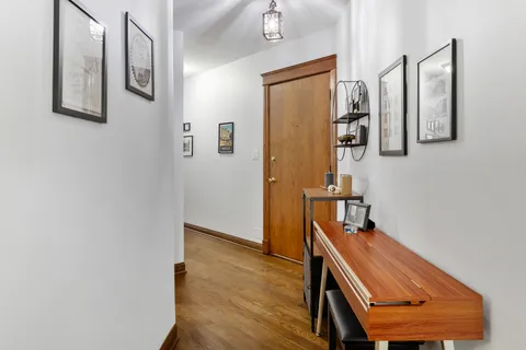 $465,000 | 4336 North Kenmore Avenue, Unit 2S, Chicago, IL 60613