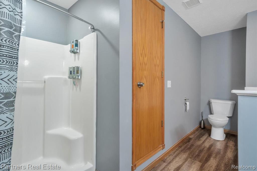 7529 Clyde Road Fenton, MI 48430 - Photo 30 of 51 Gallery Image 30