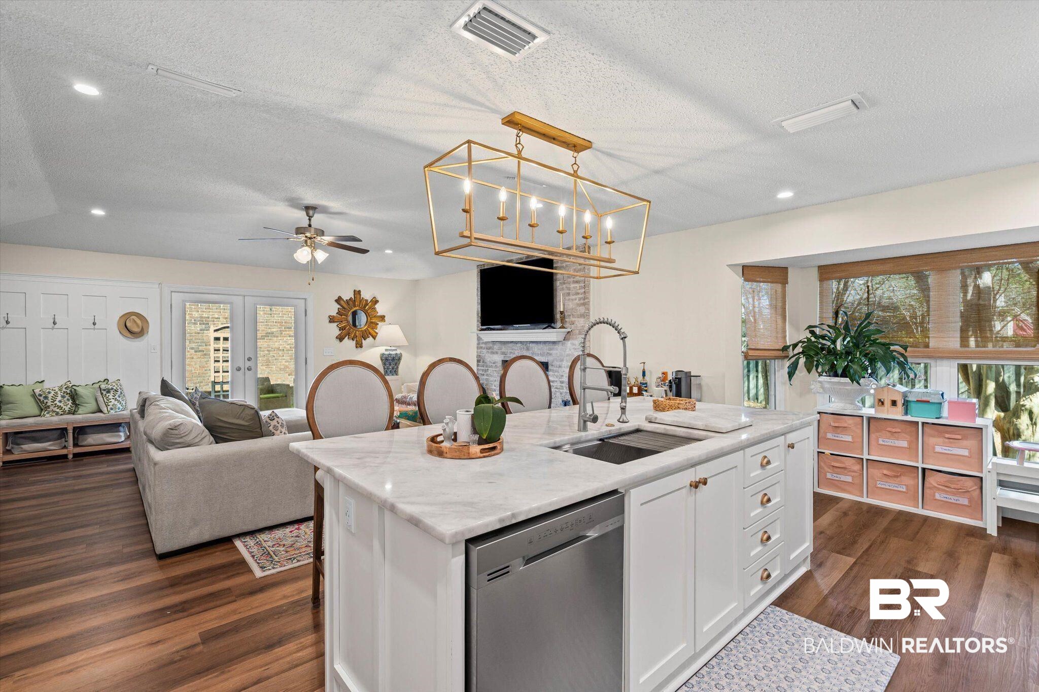 21 Cobblestone Way West Mobile, AL 36608 - Photo 8 of 20