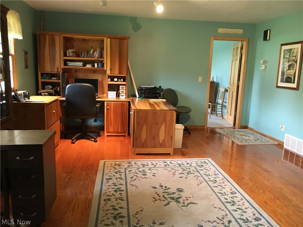12200 Ripley Road Southeast Uhrichsville, OH 44683 - Photo 12 of 29 Gallery Image 12