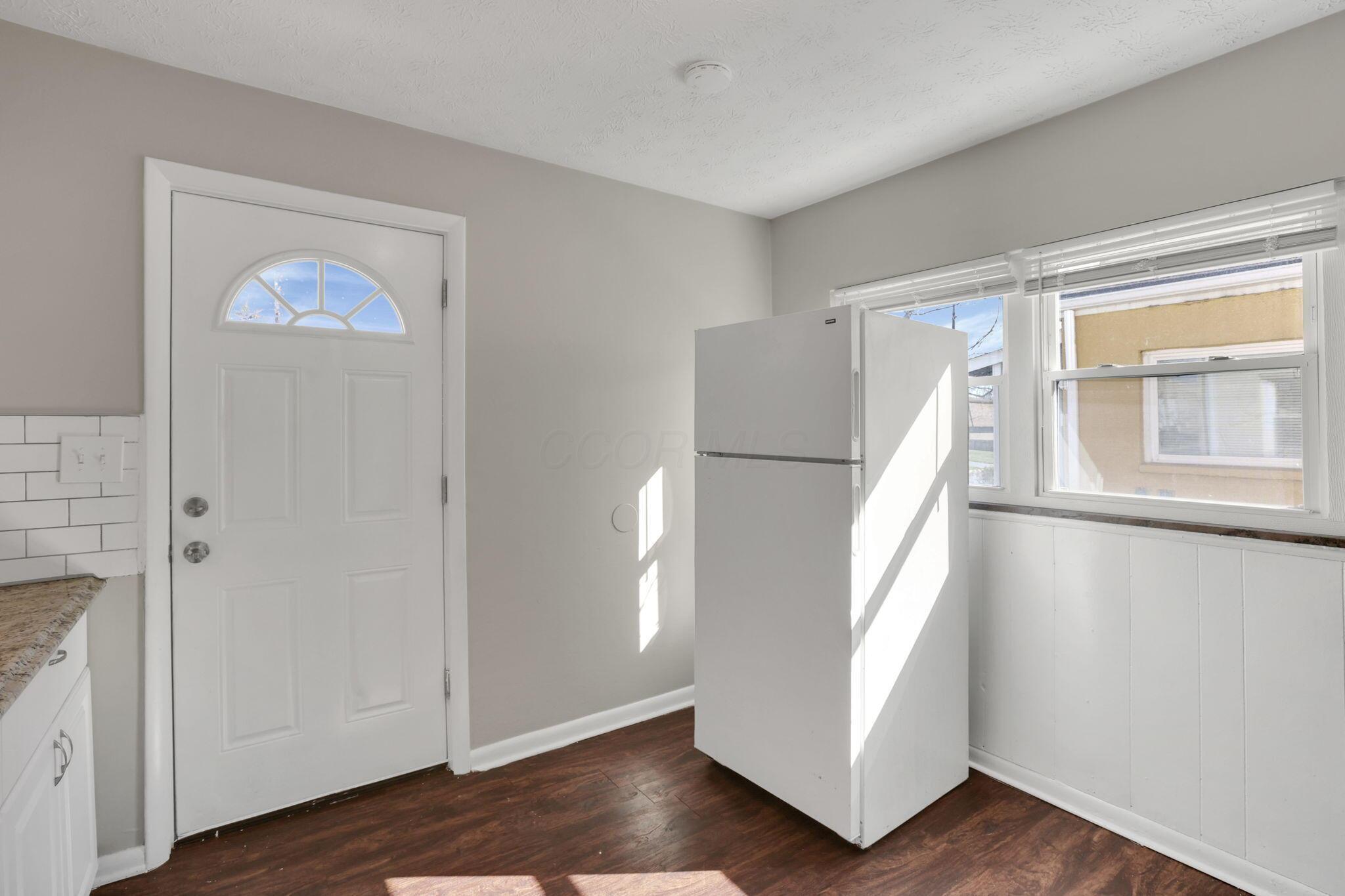 1865 Agler Road, Unit 1867 Columbus, OH 43224 - Photo 10 of 37 9-web-or-mls-G02A6068