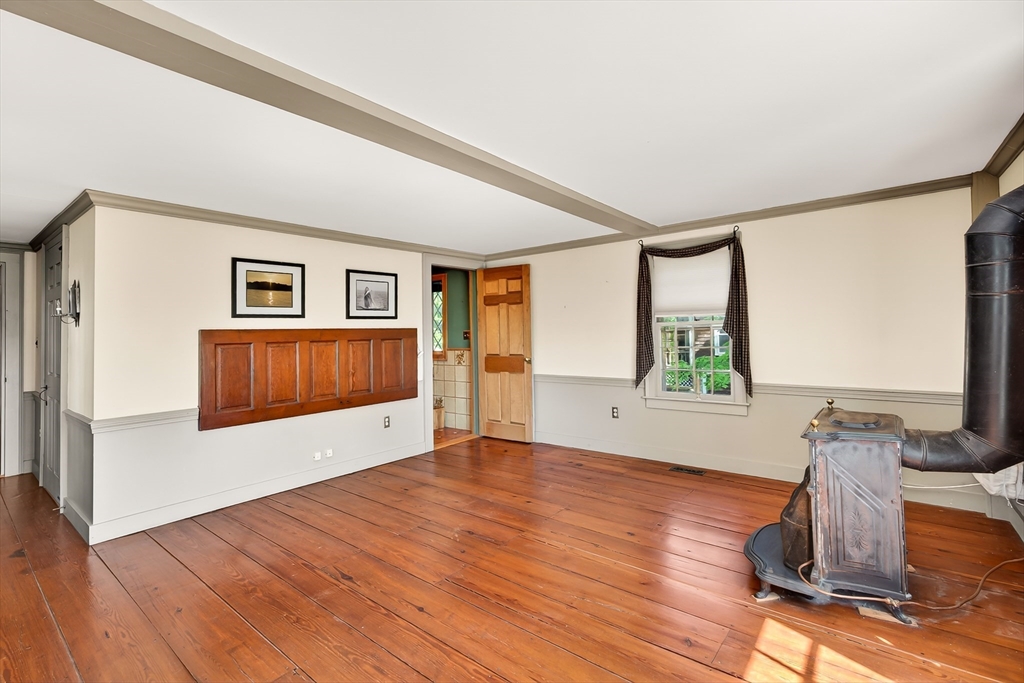 17 South Main Street Petersham, MA 01366 - Photo 16 of 42