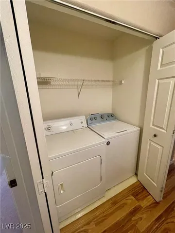 $1,391 | 520 Arrowhead Trail, Unit 221, Henderson, NV 89015