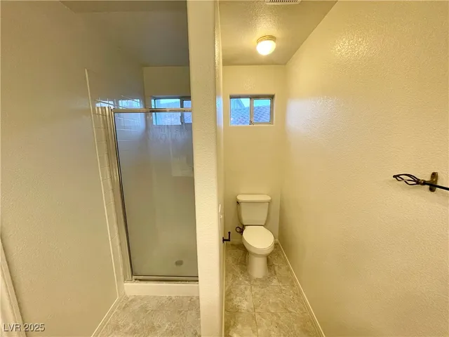 $1,391 | 520 Arrowhead Trail, Unit 221, Henderson, NV 89015