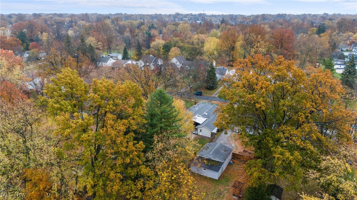 1620 Sunview Road Cleveland, OH 44124 - Photo 32 of 36 Bird's eye view