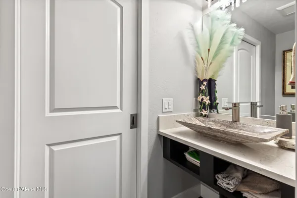 $4,950,000 | 7265 West Otter Bay Road, Coeur D'Alene, ID 83814