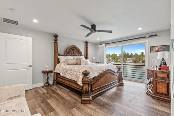 $4,950,000 | 7265 West Otter Bay Road, Coeur D'Alene, ID 83814