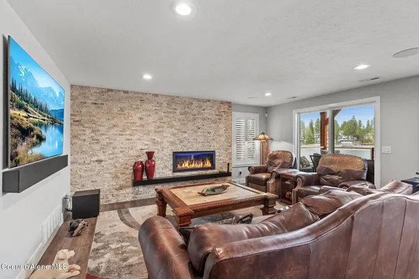$4,950,000 | 7265 West Otter Bay Road, Coeur D'Alene, ID 83814
