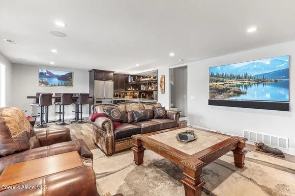 $4,950,000 | 7265 West Otter Bay Road, Coeur D'Alene, ID 83814