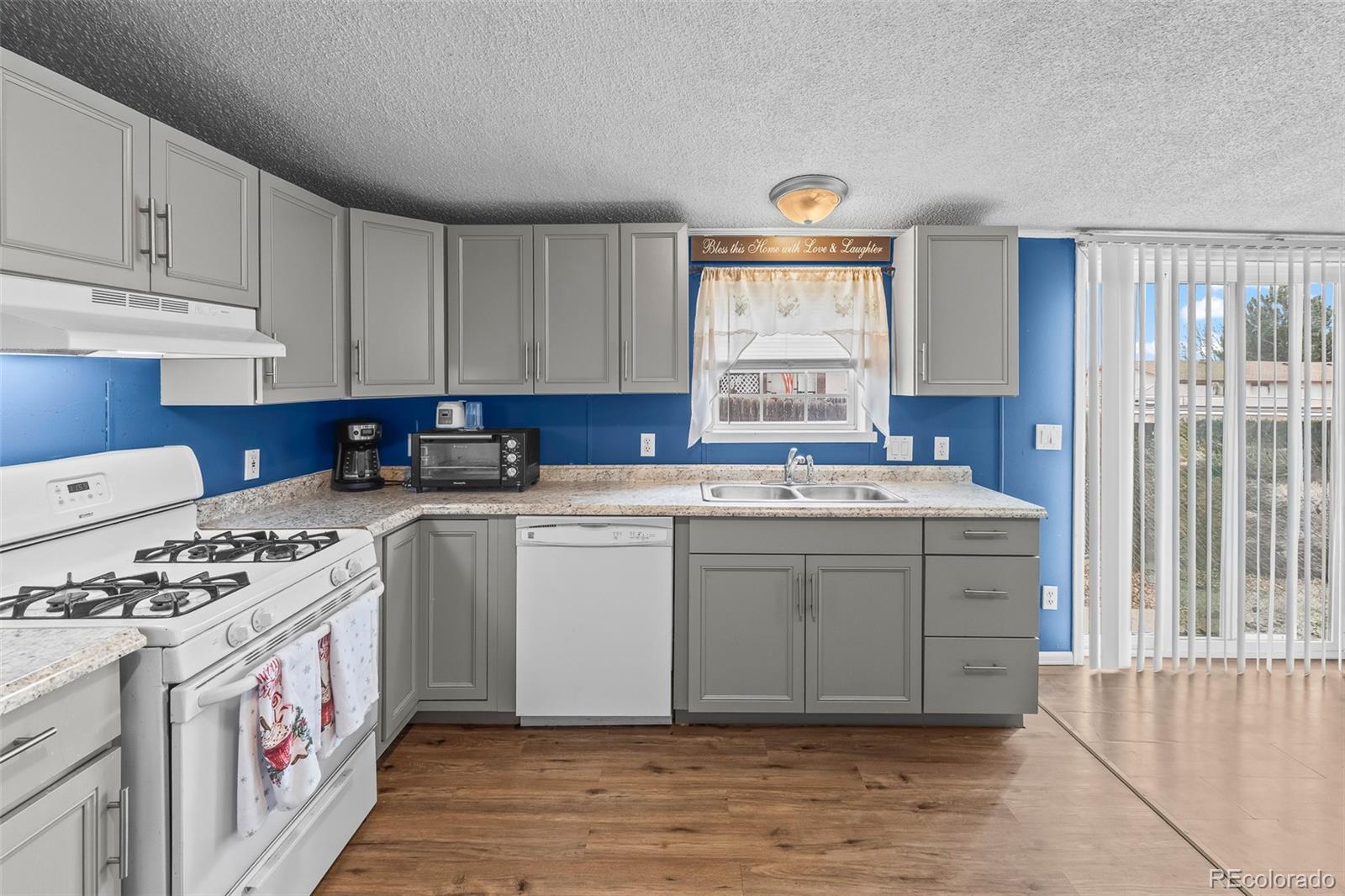 8373 Monroe Circle Denver, CO 80229 - Photo 10 of 21