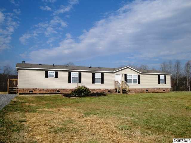 2947 Harding Steelman Road Yadkinville, NC 27055 - Photo 1 of 10 Gallery Image 1