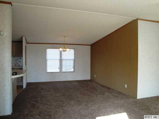 2947 Harding Steelman Road Yadkinville, NC 27055 - Photo 2 of 10 Gallery Image 2