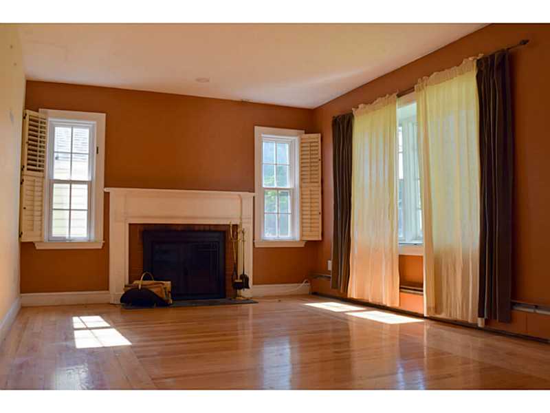 6 Tucker Road Smithfield, RI 02828 - Photo 8 of 21 Living Room.