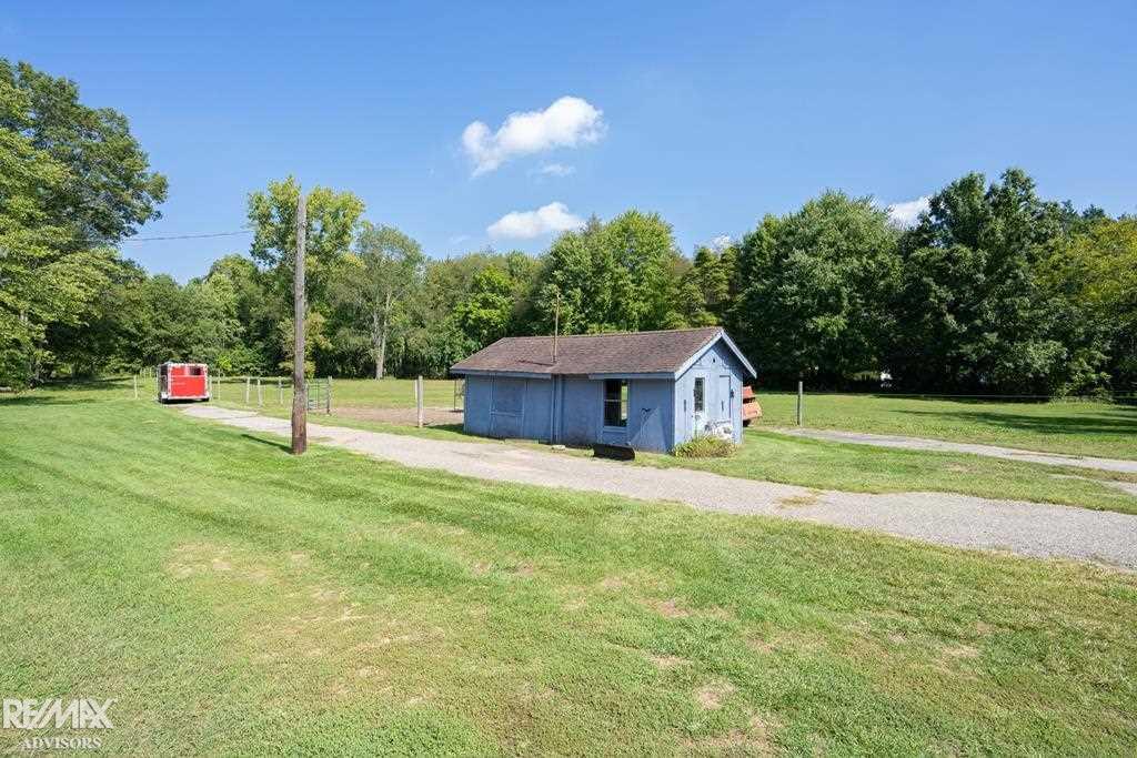 6140 Swartout Road Algonac, MI 48001 - Photo 48 of 50 50055594-47.JPG