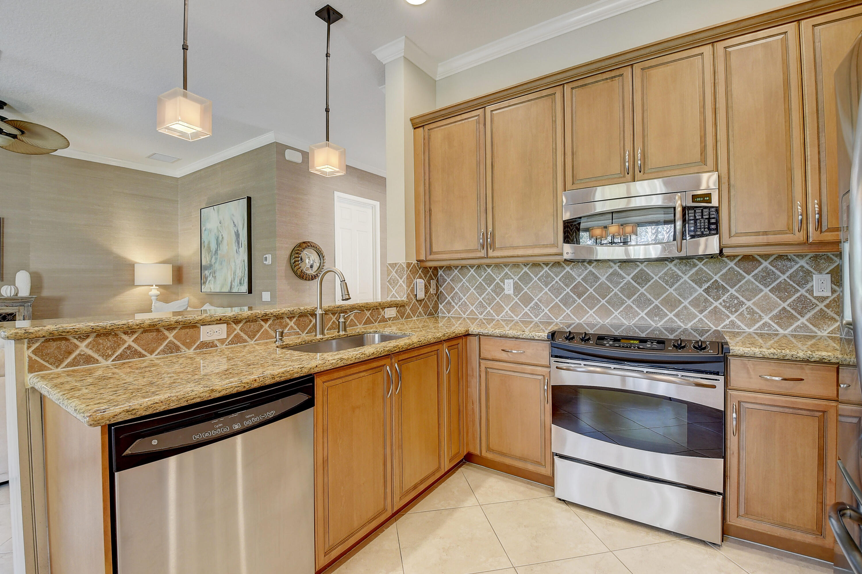9361 Ivory Isle Road Boynton Beach, FL 33473 - Photo 14 of 66 KITCHEN