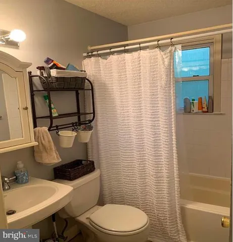 $2,750 | 1606 Concord Place, Alexandria, VA 22308