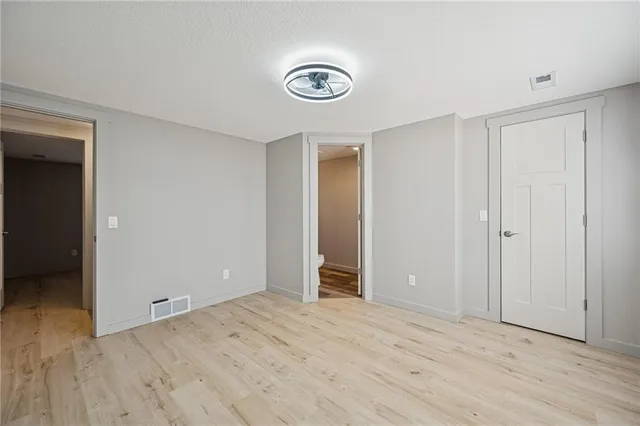 $289,500 | 1109 South Woodbury Street, Independence, MO 64050