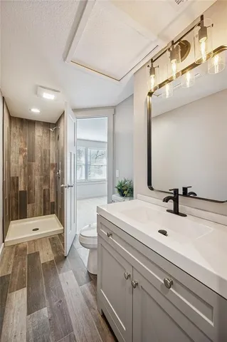 $289,500 | 1109 South Woodbury Street, Independence, MO 64050