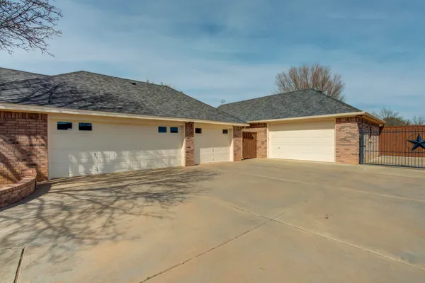 $799,000 | 5403 County Road 1420, Lubbock, TX 79407