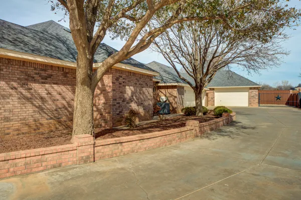 $799,000 | 5403 County Road 1420, Lubbock, TX 79407