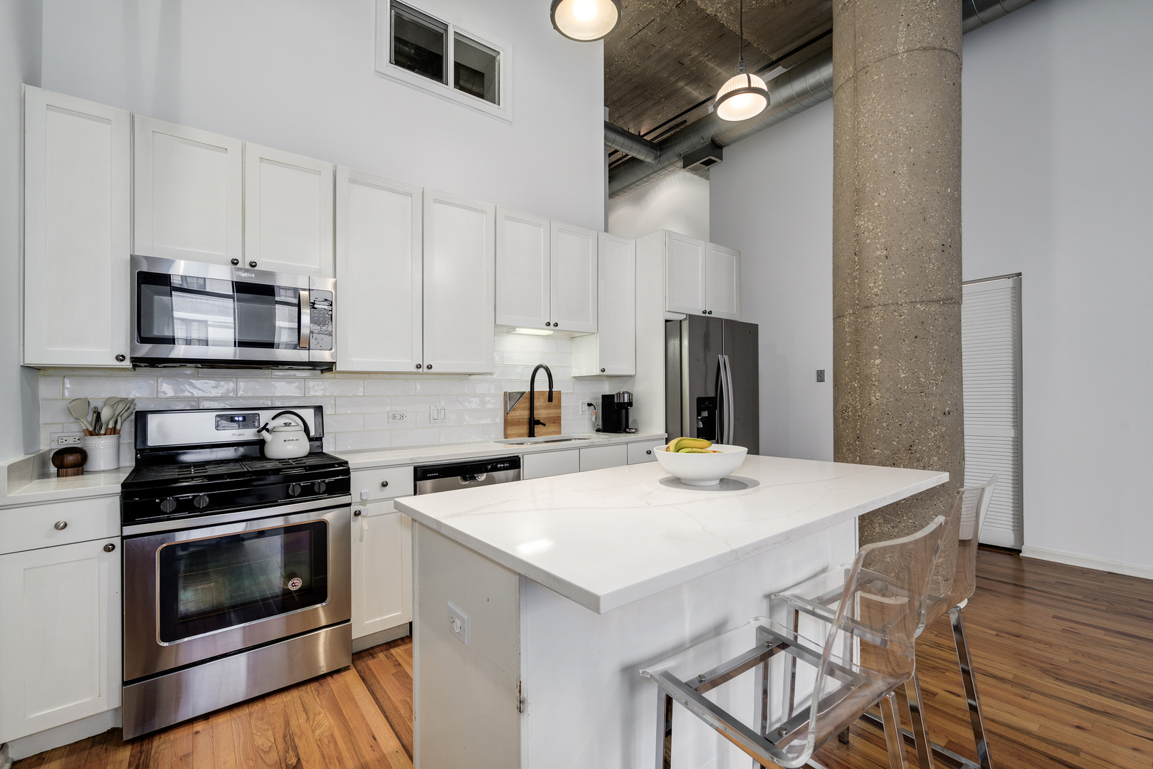 758 North Larrabee Street, Unit 514 Chicago, IL 60654 - Photo 11 of 20