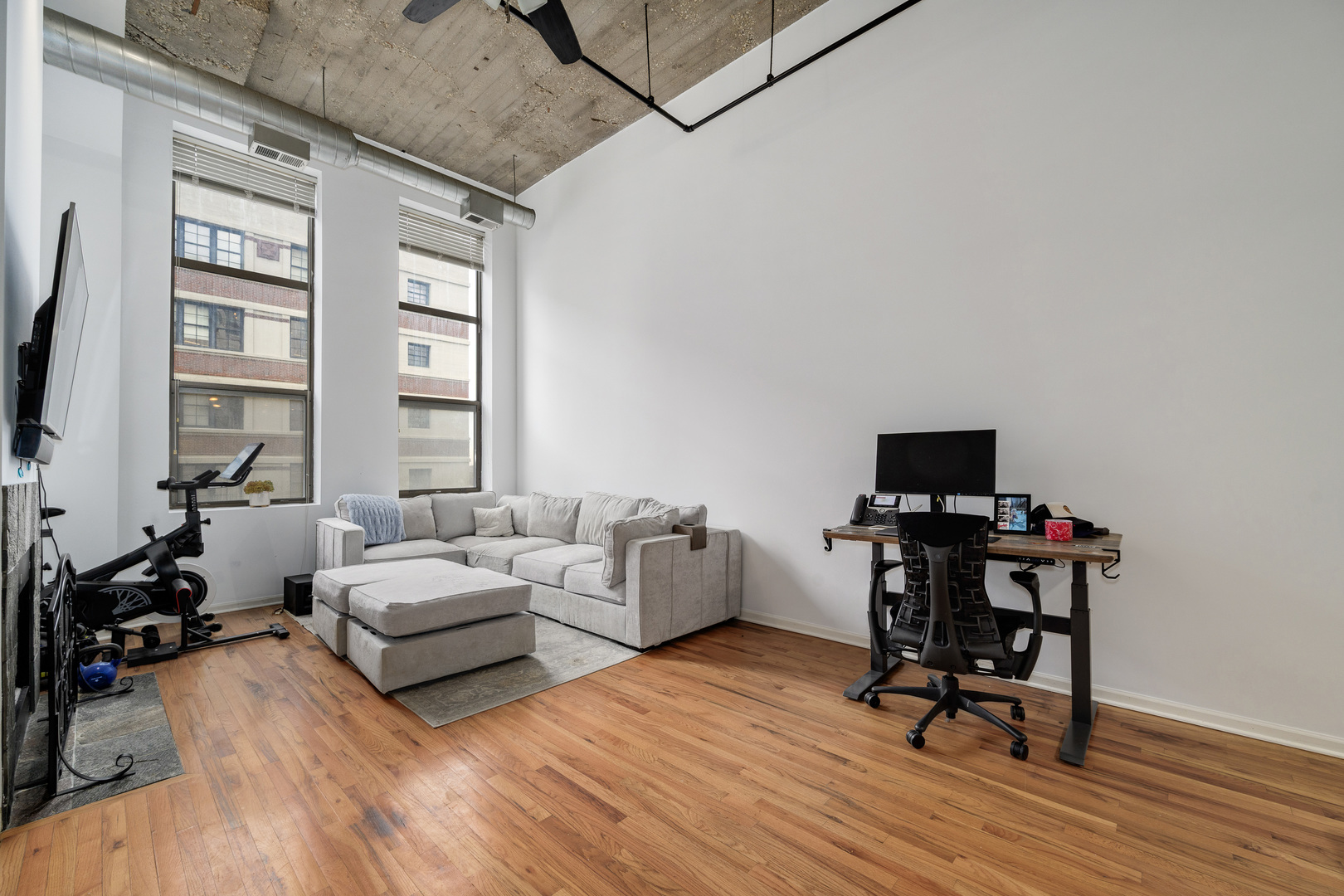 758 North Larrabee Street, Unit 514 Chicago, IL 60654 - Photo 5 of 20