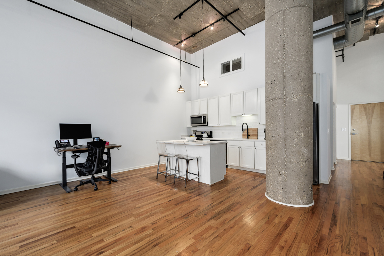 758 North Larrabee Street, Unit 514 Chicago, IL 60654 - Photo 10 of 20