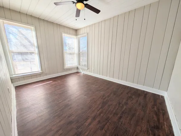 $1,099 | 2421 31st Street, Lubbock, TX 79411