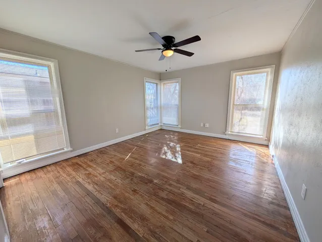 $1,225 | 2421 31st Street, Lubbock, TX 79411