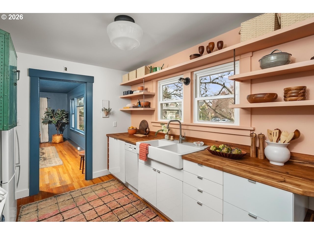 2706 Southeast 35th Avenue Portland, OR 97202 - Photo 13 of 48