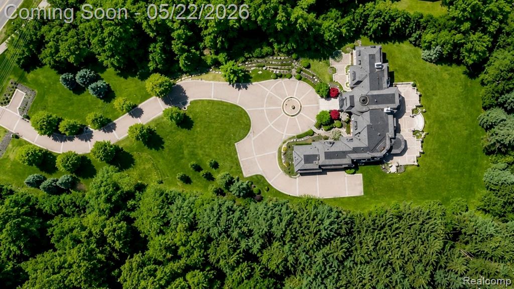 6250 Walnut Lake Road West Bloomfield, MI 48323 - Photo 4 of 48