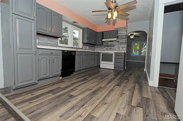 $159,900 | 208 North Long Street, Bonne Terre, MO 63628